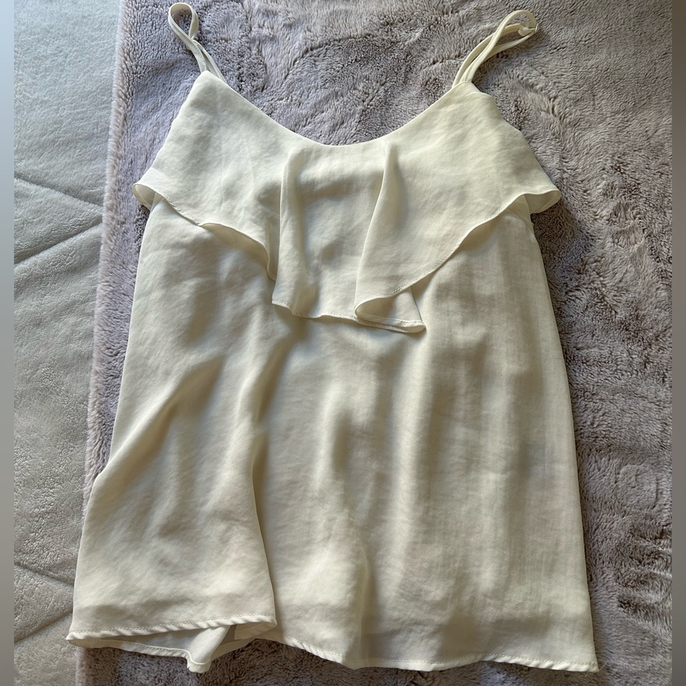 Strut & Bolt White Ruffle Tank - Picture 2 of 3